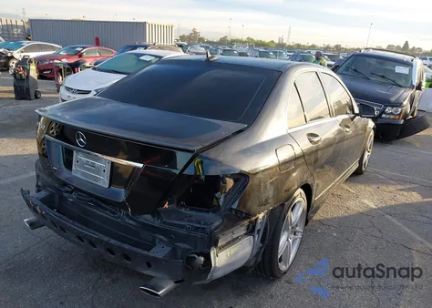 2013 Mercedes-Benz C 350 Sport from USA, damaged, VIN WDDGF5HBXDA825307